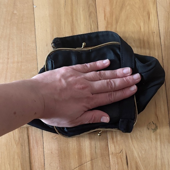 Vintage Midnight Muse Frame Bag - Picture 2 of 3